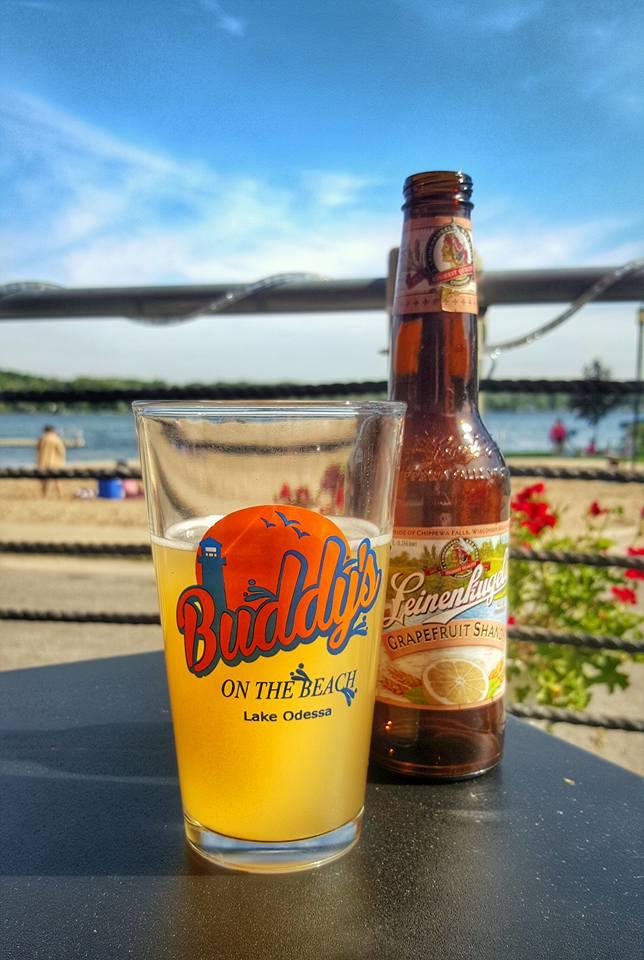 Buddy's on the Beach